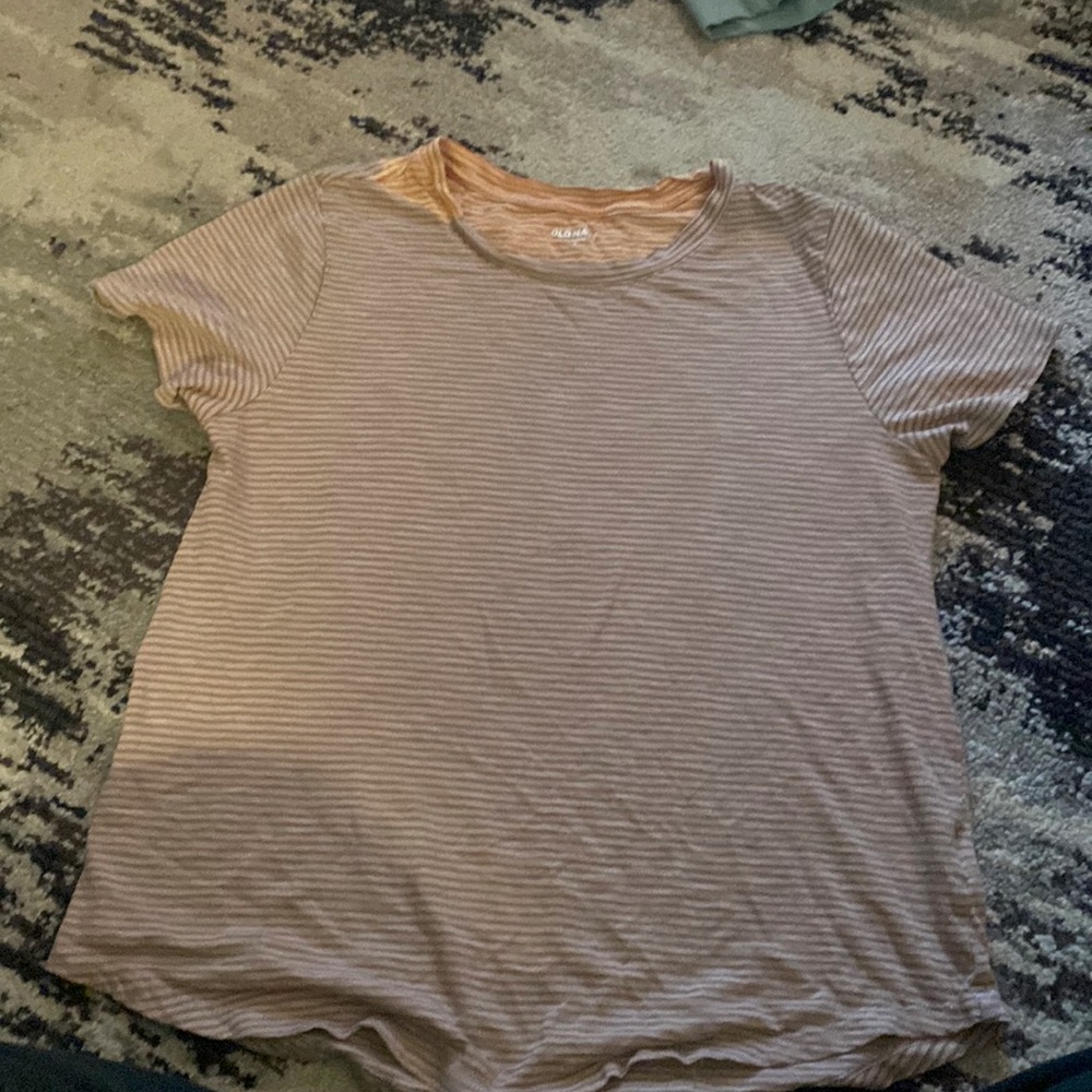 Old Navy. Size Medium shirt